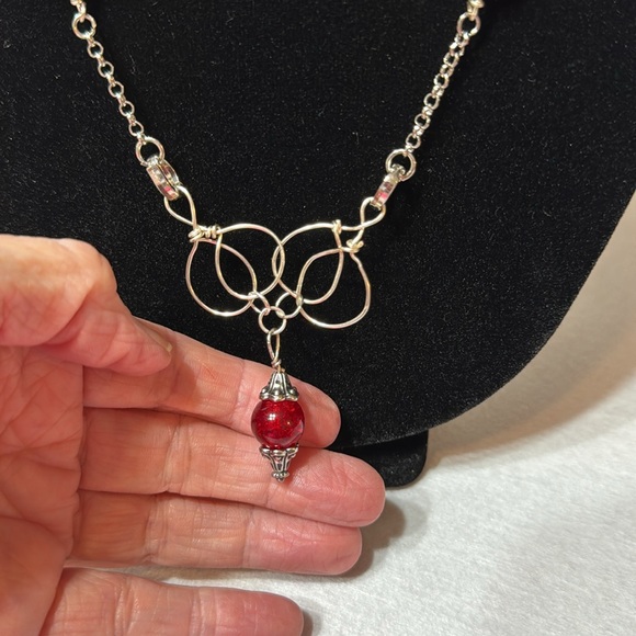Handmade wire wrapped necklace silver with red beads. - Picture 2 of 6